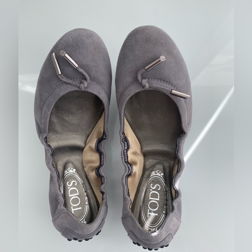 Tod’s Suede Ballerina flats